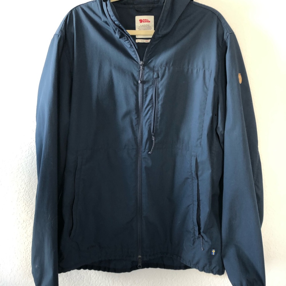 Fjallraven Navy Blue lightweight jacket